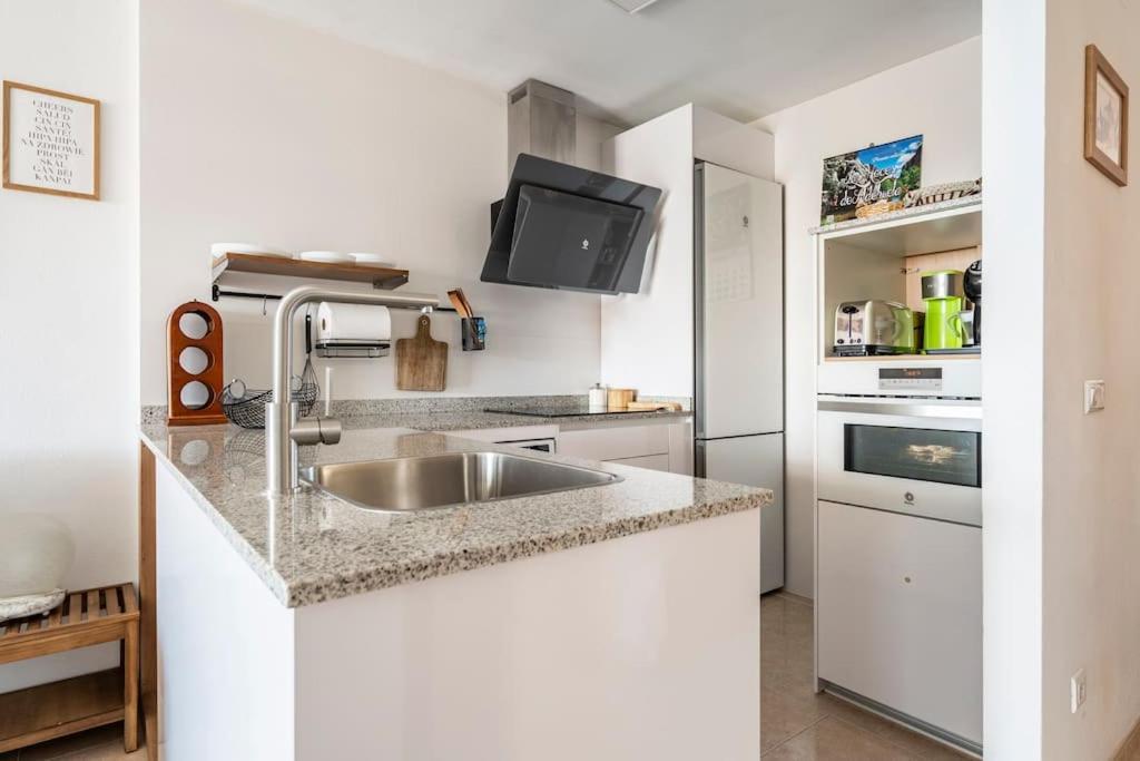Apto. Con Wifi, Piscina, Vistas Al Mar Y Parking. Moncófar Kültér fotó